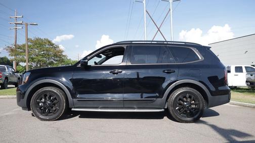 Ebony Black 2024 Kia Telluride SX X-Pro
