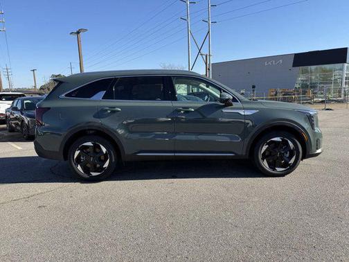 2025 Kia Sorento Hybrid EX