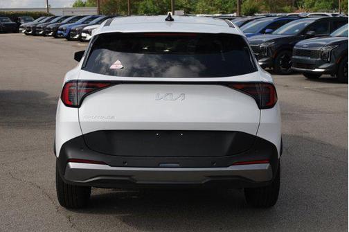 Glacial White Pearl 2026 Kia Sportage EX