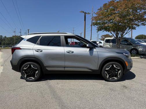 Steel Gray 2026 Kia Seltos SX