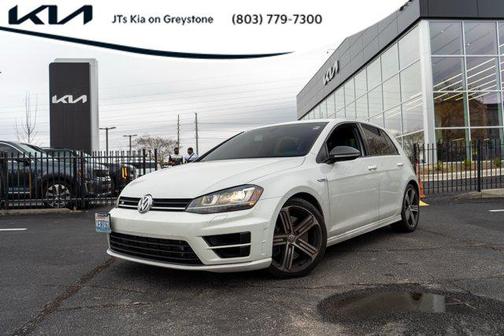 2016 Volkswagen Golf R 4-Door