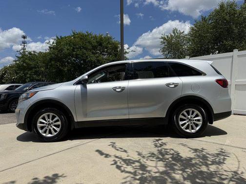 2019 Kia Sorento L