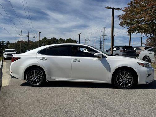 2017 Lexus ES 350 Base