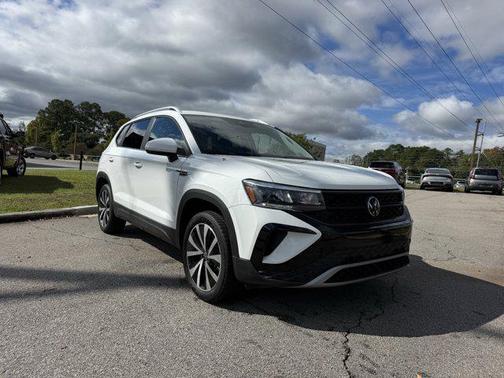 2022 Volkswagen Taos 1.5T SE