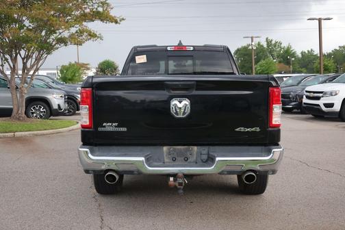 Diamond Black Crystal Pearlcoat 2020 RAM 1500 Big Horn/Lone Star