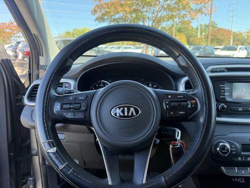 2016 Kia Sorento EX