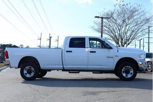 2017 RAM 2500 Tradesman Crew Cab 4x4 8' Box