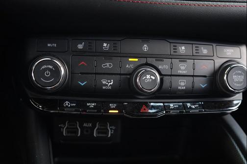 DB Black Clearcoat 2024 Dodge Durango GT Plus