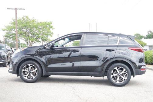Black Cherry Pearl 2020 Kia Sportage LX