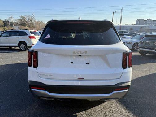 2025 Kia Sorento S