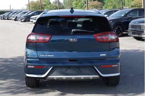 Deep Cerulean 2017 Kia Niro Touring
