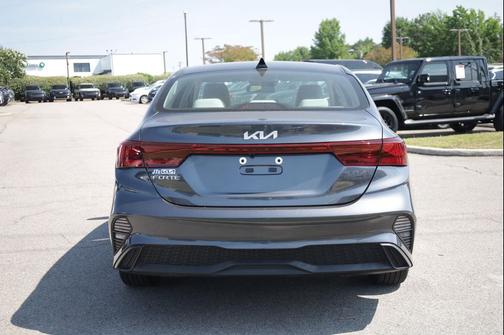 Gravity Gray 2023 Kia Forte LXS