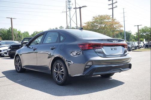 Gravity Gray 2023 Kia Forte LXS