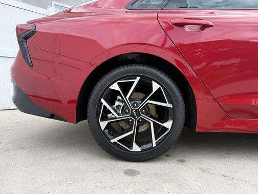 2025 Kia K5 EX