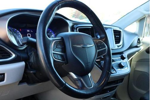 2019 Chrysler Pacifica Touring-L Plus