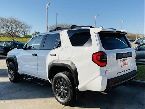 Ice Cap 2026 Toyota 4Runner SR5