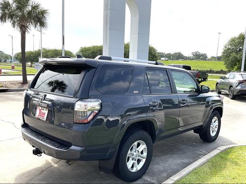 Midnight Black Metallic 2024 Toyota 4Runner SR5