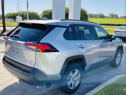 Silver Sky Metallic 2025 Toyota RAV4 Hybrid LE