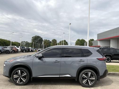 Boulder Gray Pearl 2021 Nissan Rogue SL