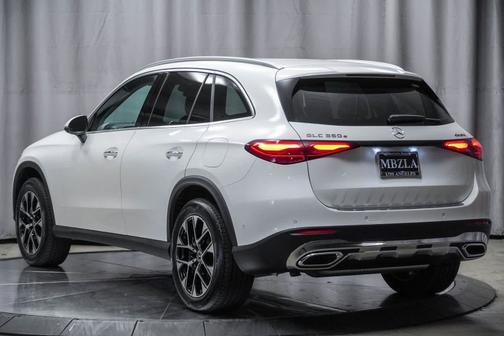 2025 Mercedes-Benz GLC 350e Base