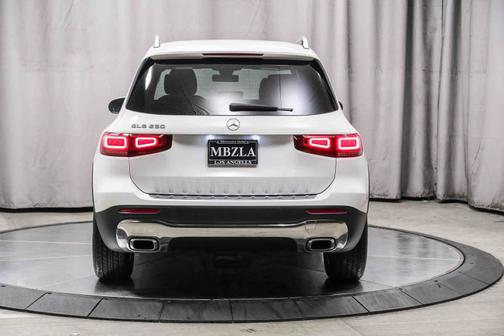 2022 Mercedes-Benz GLB 250 