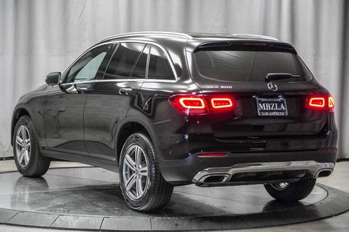 2022 Mercedes-Benz GLC 300