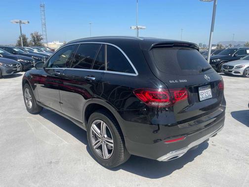 2022 Mercedes-Benz GLC 300