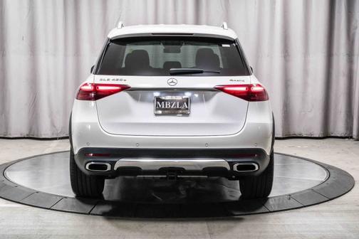 Polar White 2025 Mercedes-Benz GLE 450e 4MATIC