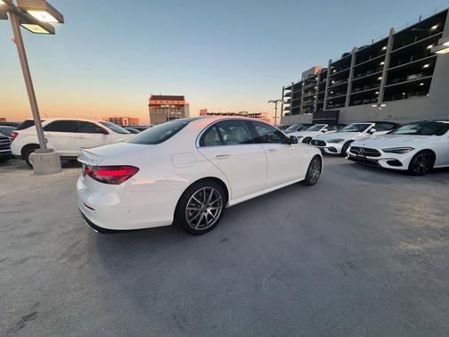 Polar White 2022 Mercedes-Benz E-Class E 450 4MATIC