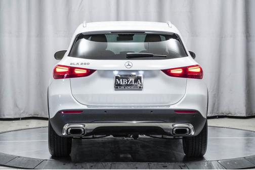 2025 Mercedes-Benz GLA 250 Base