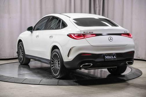 2024 Mercedes-Benz GLC 300 