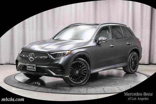 2025 Mercedes-Benz GLC 300 