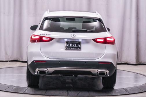 2025 Mercedes-Benz GLA 250