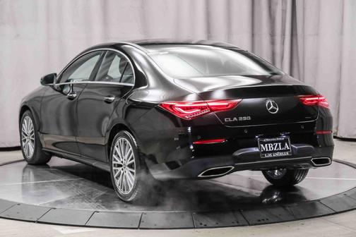 2022 Mercedes-Benz CLA 250 