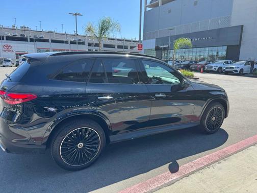 2023 Mercedes-Benz GLC 300 4MATIC