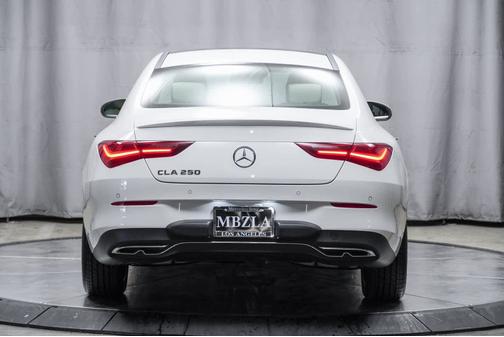 2025 Mercedes-Benz CLA 250
