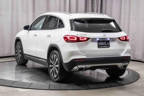 2023 Mercedes-Benz GLA 250 