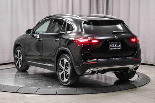 2025 Mercedes-Benz GLA 250 Base