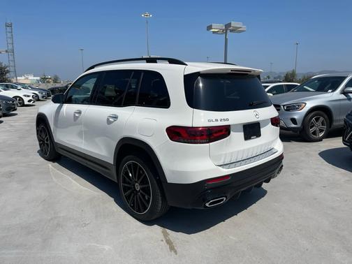 2022 Mercedes-Benz GLB 250 Base