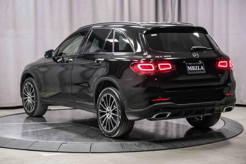 2022 Mercedes-Benz GLC 300 