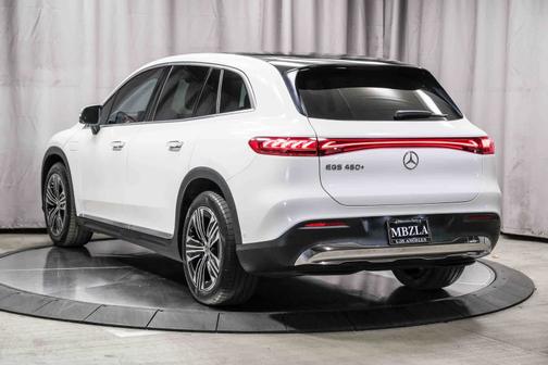 Polar White 2023 Mercedes-Benz EQS 450+