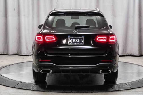 2022 Mercedes-Benz GLC 300 