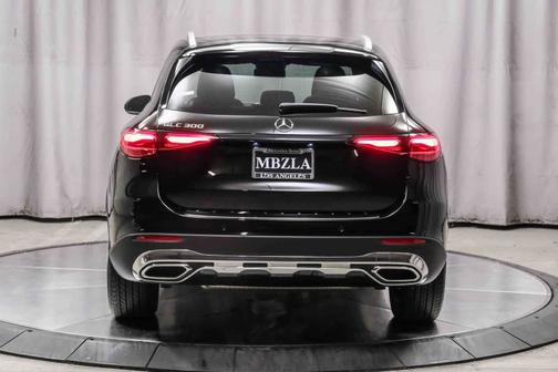 2025 Mercedes-Benz GLC 300 Base