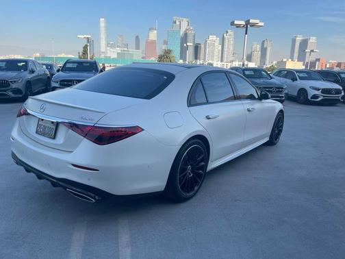2023 Mercedes-Benz S-Class 