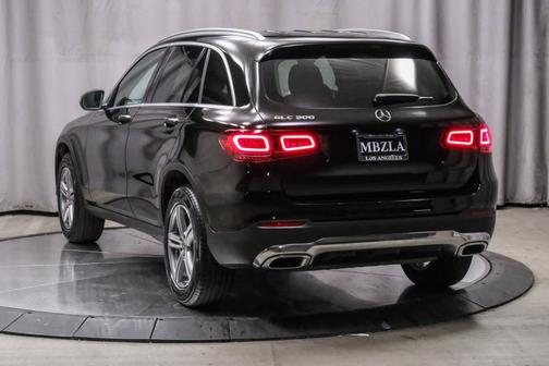 2022 Mercedes-Benz GLC 300 