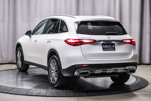 2025 Mercedes-Benz GLC 300 Base