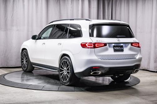2023 Mercedes-Benz GLS 580 