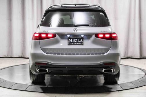 MANUFAKTUR Alpine Grey 2026 Mercedes-Benz GLS 450 4MATIC