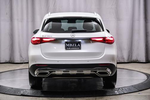 2025 Mercedes-Benz GLC 300 Base