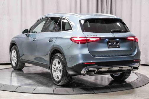 2026 Mercedes-Benz GLC 300 Base